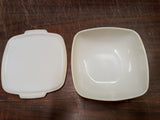 Vtg Yellow Square Pyrex Ovenware 2 1/2 Quart Serving Bowl Hostess & Lid A-15 USA