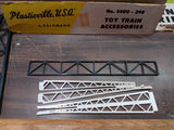 Vtg 1952 Plasticville U.S.A. by Bachmann Toy Train Accessories 5400298 0&S Scale