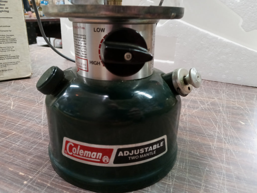 Coleman Adjustable Two Mantle Gas Camping Lantern Model 288A700 & Acce –  cyclewarehouse.online