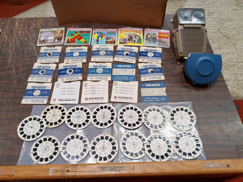 Vtg GAF 1969 Talking View Master & Model H Lighted 66-81 & 63 Assorted Reels