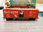 Vtg Tyco HO Scale Freight Unloading Box Car Burlington No Remote Control Train