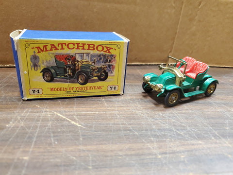 Vtg Y-2 Die-Cast Yesteryear Model 1911 Renault 2 Seater Lesney Matchbox Collecti