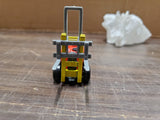 Vtg 1972 Superfast Lansing Bagnail Fork Lift Truck Lesney #15 Die-Cast Collectib