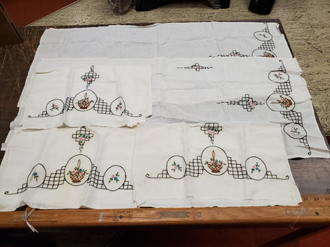 5 Vtg Rectangle Hand Stitched Embroidery Table Linens Placemat Runner Decor