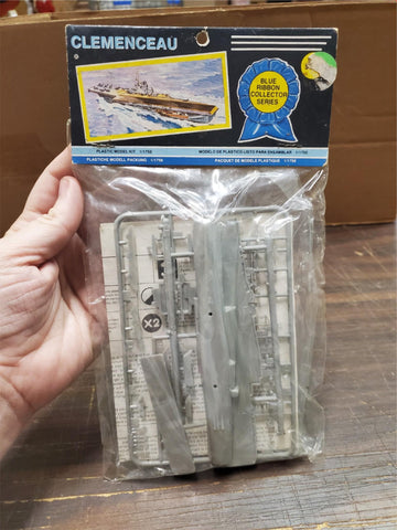 Vtg 1980 Blue Ribbon Series Clemenceau Carrier Plastic Model Kit Collectible