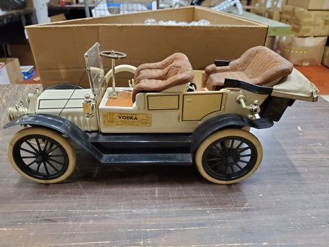 Vtg 1929 Aesthetic Vodka Classic 1910 Oldsmobile Decanter Collectible EMPTY