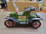 1974 Jim Beam Green ford Model T 1913 Automobile Replica Decanter old car EMPTY