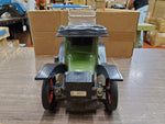 1974 Jim Beam Green ford Model T 1913 Automobile Replica Decanter old car EMPTY