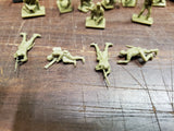 Vtg AIRFIX WWII British Commandos HO/OO Scale Model Kit 24 Pieces Collectible