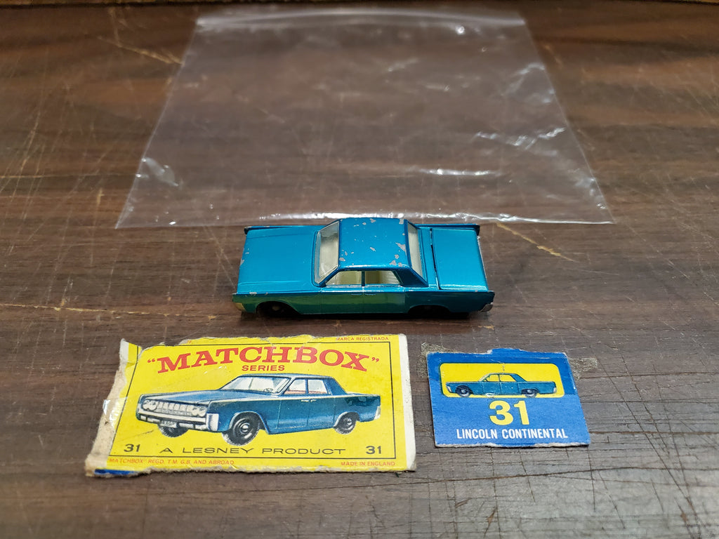 Vintage Lesney Matchbox Toy Car Box #31 Lincoln Continental Blue 