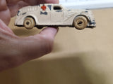 Vtg 1930-1940 Barclay Ambulance White W/ Red Cross Lead Alloy Cast 3 1/2 Inches