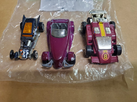 Vtg Lot of 2 Hot Wheels Fangula & #8 Racecar & 1 Matchbox Plymouth Prowler Nice