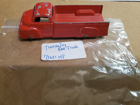 Vtg Die-Cast Red Tootsie Toy Ford F6 1949 Pick-Up Truck USA 4" Collectible