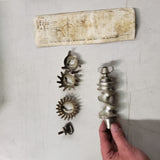 Vtg Universal #2  Food Meat Grinder Chopper Org Box Papers Cast Iron Wood Handle