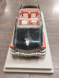 7457-510B Sunliner Fairlane Convertible 1956 Ford Red Black W/ Stand American