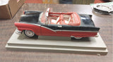 7457-510B Sunliner Fairlane Convertible 1956 Ford Red Black W/ Stand American
