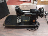 VTG Singer Featherweight 221 Black Sewing Machine Case Black USA Portable!