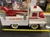 Structo Tow Truck Wrecker 24 Hours Tin Pressed Steel 1960's Nice Shape USA VTG!