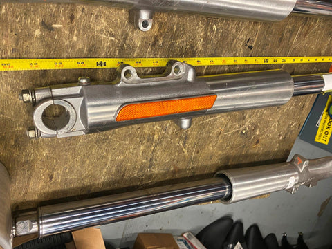Front Fork Tube Slider Right 2000^ FLH Bagger Road King Street Road Glide Ultra