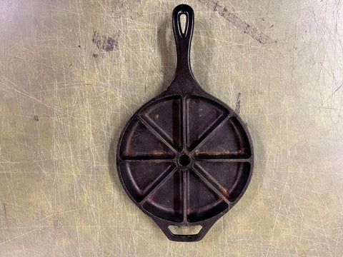 vtg Made in USA Lodge #8CB Cast Iron Cornbread Skillet