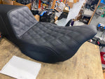 Extended Reach Step-Up Seats SADDLEMAN Road Street Glide 2008^ FLH BAGGER