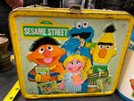 1976 Sesame Street Lunchbox Thermos Vintage TV Show Big Bird Ernie Bert Aladdin