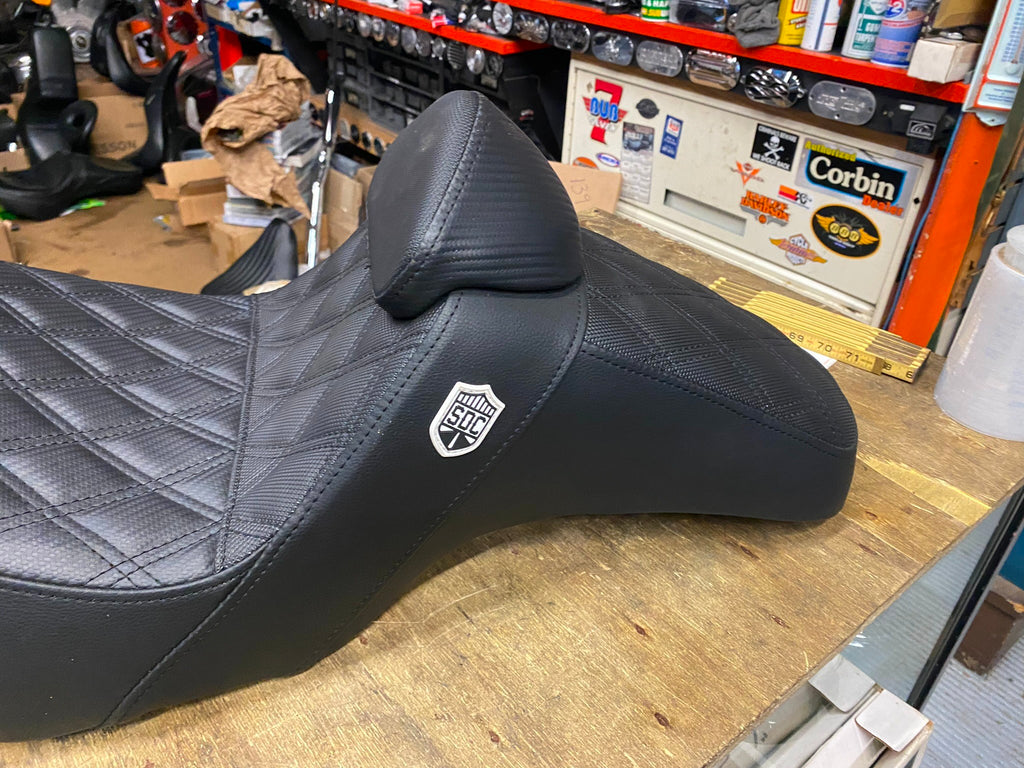 Sdc Step Frame Saddleman SDC Step Seat Up Harley Dyna 2006^ Pro Series FXD Gripper Ge ...