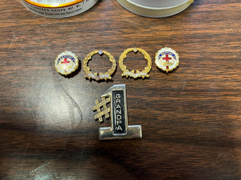 VTG Lot of 4 religious pins Baptist Cross Crown SS Little system cross & Crown