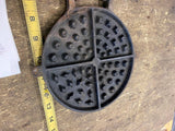 Cast Iron Waffle Maker Vtg cooking kitchen camp