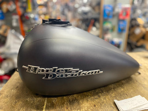 Charcoal Denim Grey Gas Tank Harley FLHXS Street Road Glide Special Nice! 2014