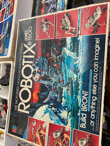 Vtg 1980's ROBOTIX Series R-1500 Robot Space ship Toy Game model mb Modular Educ