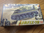 Vint AIRFIX 72 ASSAULT GUN Series M1 49 Military Toy Model Kit Tank USA Sherman?