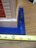 Lionel 115 City Passenger Stop Station Illuminated Steel Accessory Train Display
