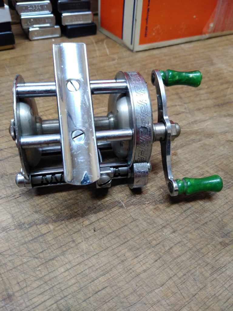 Pfluger Akron 1893 Fishing Reel For Sale on Ruby Lane