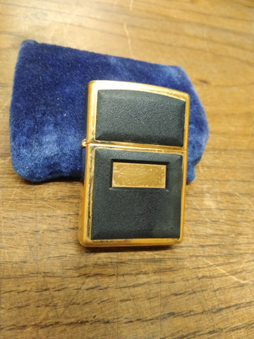 Vtg 1999 Zippo Cigarette Lighter Polished Gold Tone Ultralite Black Nice Snap!