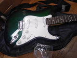 BC Electric Guitar 3x Single Pickup Black & White Soft Case Strings Sounds Great