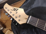 BC Electric Guitar 3x Single Pickup Black & White Soft Case Strings Sounds Great