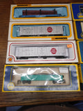 Vtg AHM Bachmann HO 8 Pc 2 Track Span Gantry Reefer Logging Box Car Lot w/Boxes