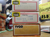 Vtg Life Like Tyco HO Gauge 5 Pc Train Car Lot Search Light Reefer Tank Box Cars