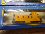 Vtg AHM HO Train Set Union Pacific Diesel Locomotive Cars Track Scenery+ Working