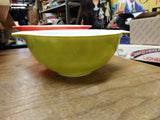 Vtg PYREX 2 1/2 Qt Cinderella Mixing Bowl Avocado Green Verde Good Condition!