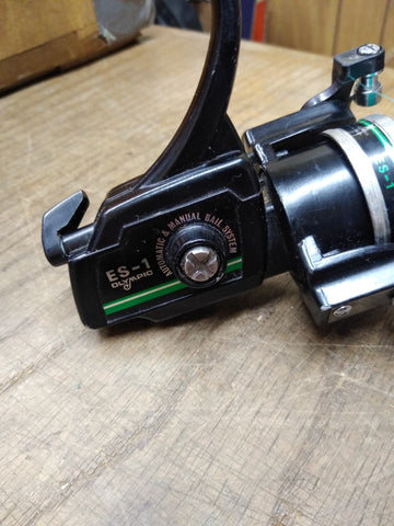 Vtg Olympic ES-1 Spin Cast Open Face Fishing Reel Gear Ratio 3.73:1 Wo –