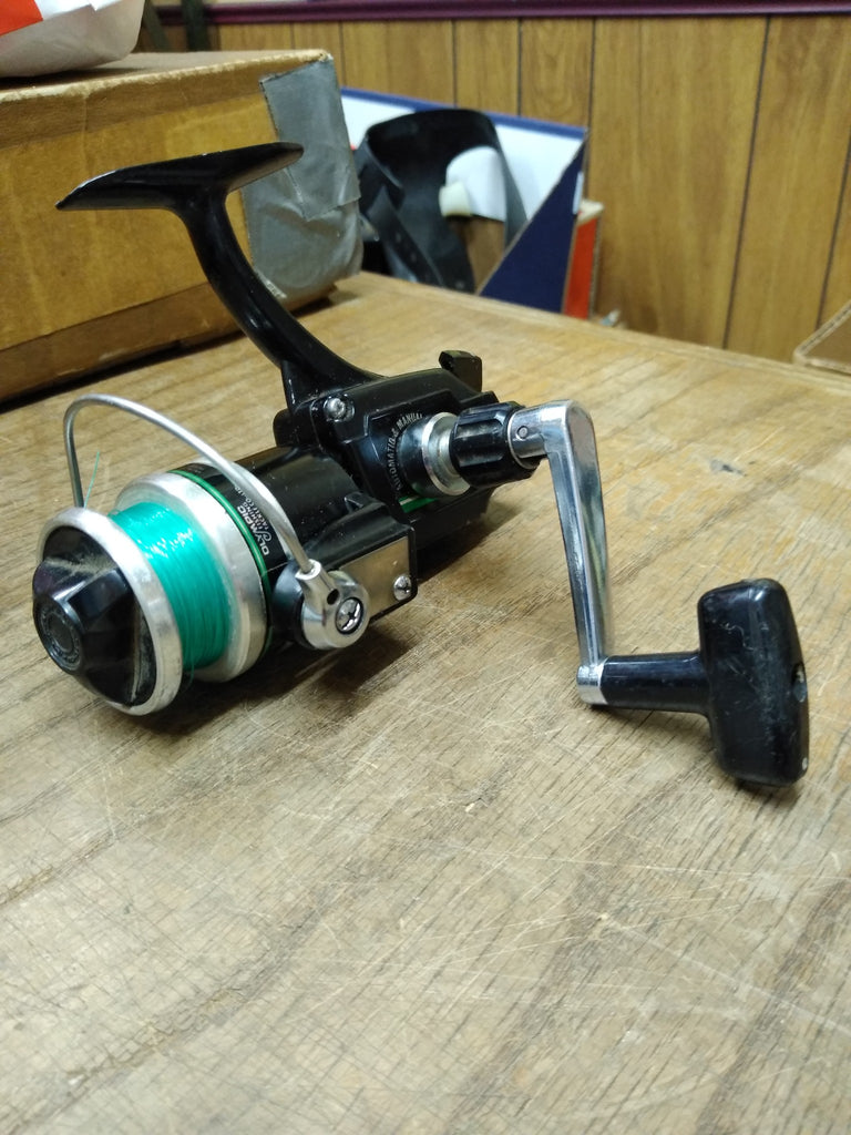 Vtg Olympic ES-1 Spin Cast Open Face Fishing Reel Gear Ratio 3.73