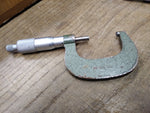 Vtg Mitutoyo 103 262 Outside Micrometer 1 to 2 inch Range 0.0001 Made in Japan