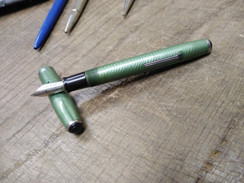 Vtg Esterbrooks Fountain Pen 9668 Nib Chrome and Green Made In The USA!