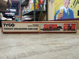 Vtg HO Scale Tyco #930 Freight Unloading Box Car Set #19720 Burlington in Box