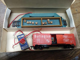Vtg HO Scale Tyco #930 Freight Unloading Box Car Set #19720 Burlington in Box