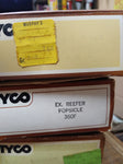 Vtg HO Scale Tyco Train Car Accessory Lot Canada Dry Green Giant Popsicle Boxes