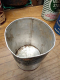 VTG ESSO Extra Heavy Duty 1 Quart Motor Oil Metal Can Red White Blue USA