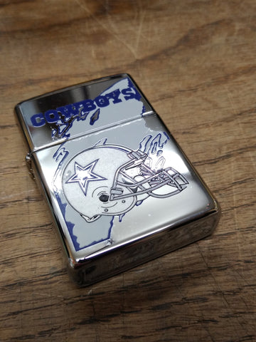 Vtg 1997 Unfired Zippo Dallas Cowboys NFL Cigarette Lighter Minty!